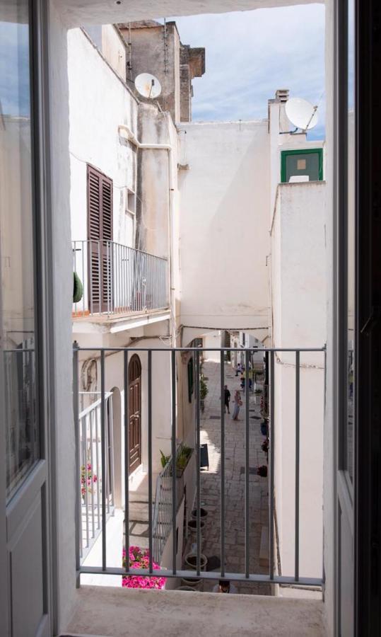 Casetta Del Vicolo Orologio Cisternino Buitenkant foto